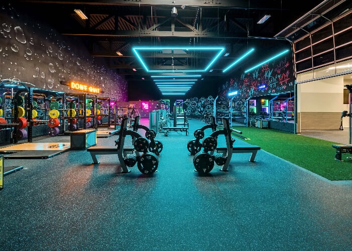 EōS Fitness Celebrates 12 Years by Opening Its Doors to the Public