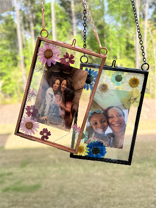 Christmas in July: DIY floral ornaments