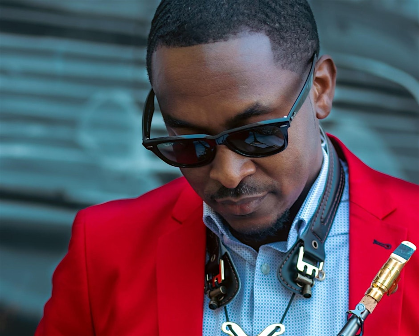 Rod Foster Presents Saxophonist Curtis Bates: An Evening of Smooth Jazz