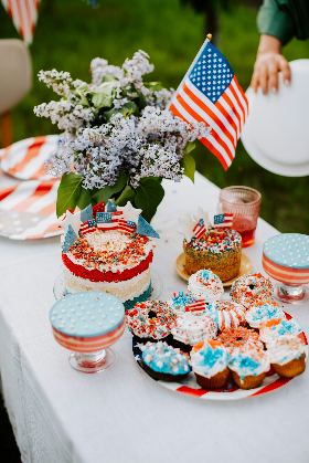 THE CLASSICS 4 TH OF JULY CELEBRATION