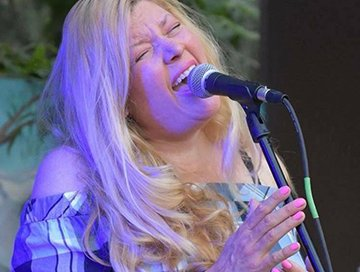 LIVE LOCAL MUSIC with Sunny Wright