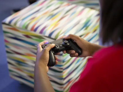Play Freely: Teen Gaming Night