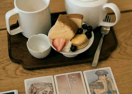 Tarot & Tea Club