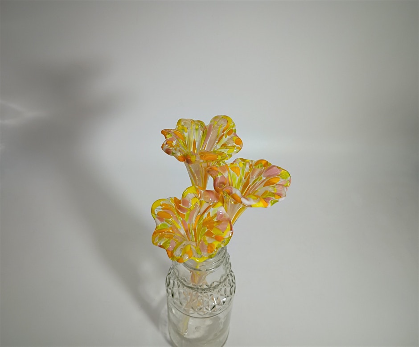 Mini Bouquet- you get to make 3 minis...Like a pro on the 3rd!