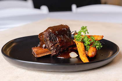Fall into Flavor: Fresh Bites & Surf 'n Turf Tasting