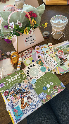 Sticker & Washi Swap with Pineberry Paper