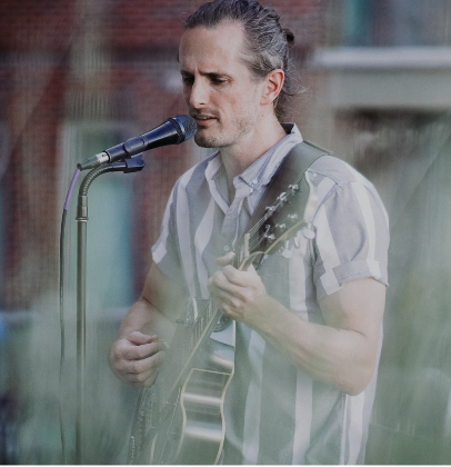 LIVE MUSIC: Drew Dunbar