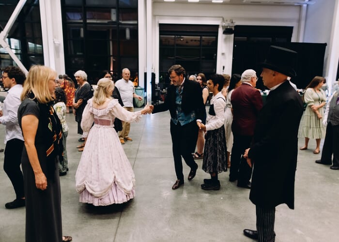 Dickens Universe Turveydrop Gala