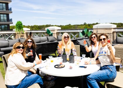 Brunch & Bubbles