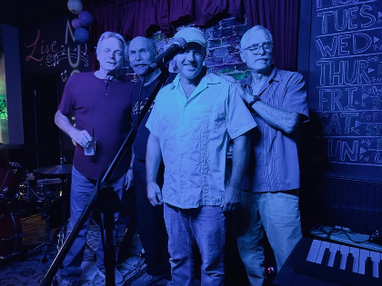 The Stella Vees Live @ Backstretch Bar and Grill