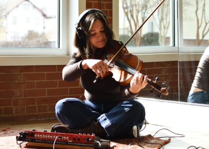 Live Music with Rachel Keplin on Viola