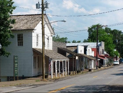 Perryville's Summer Hop & Shop