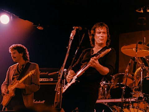 SNAIL ROCKS THE RIO