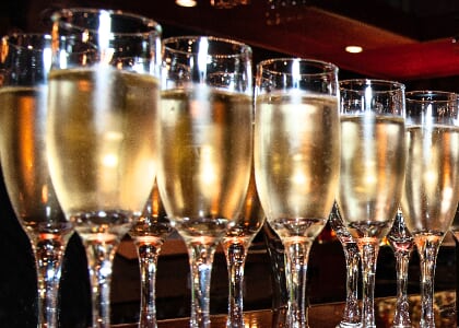 Champagne & Sparkling Wine Class - Christmas-In-July-Eve!