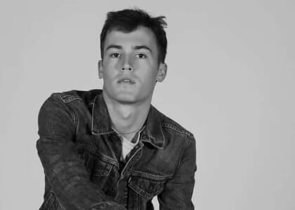 Braedon Barnhill Monday Night Patio Music