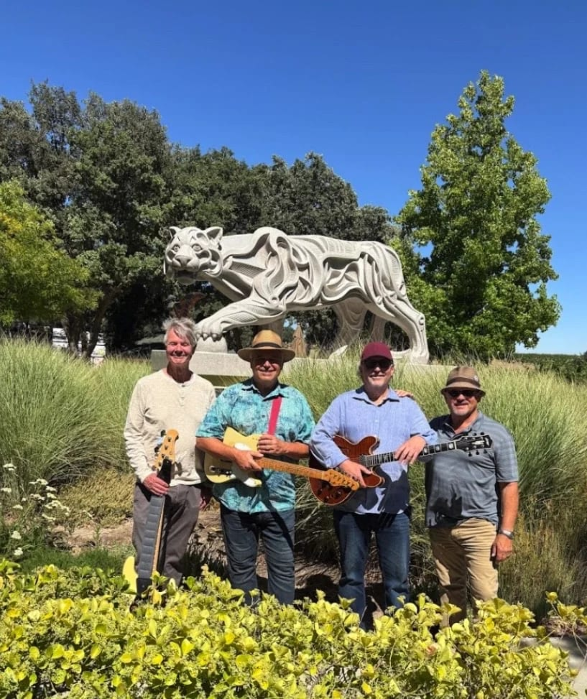 Live Free Music with Adam Levine and The Sunday Afternoon Live Band at Sculpterra Winery