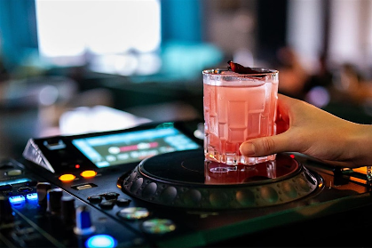 Add to Queue: A Singles Mixer by Meet Cute Club