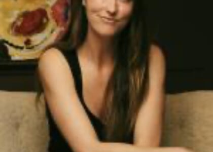Chaucer's Books Poetry Reading-Hannah Turner