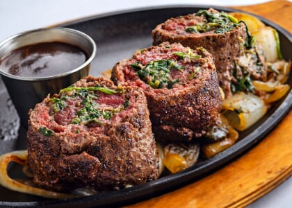 Perry's Steakhouse & Grille Celebrates Mother's Day