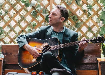 Lincoln Community Foundation Garden Performance Series presents Orion Walsh