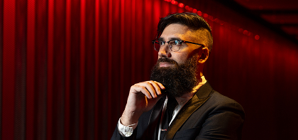 Psychic Comedian Peter Antoniou