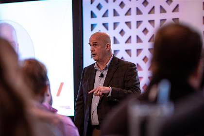 AI in Sales: Work Smarter. Close More.