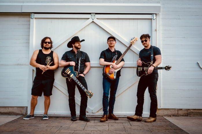 The Fox Brothers Band at  Après Pendry