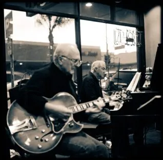 Happy Hour with Collins & Rollins Quartet
