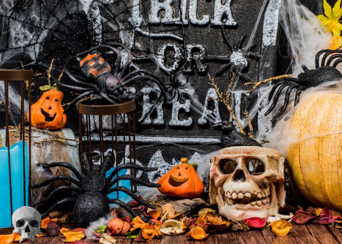 Eat, Drink & Be Scary: Halloween Harvest Feast Oct 31st