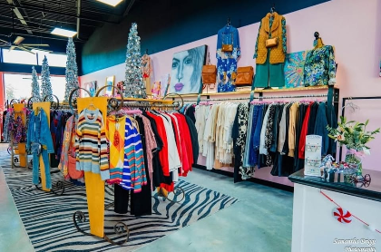 La Boutique DUMP SALE!
