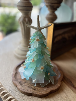 CLASS IS FULL  Seaglass Tree Class at Guilford Garden Center