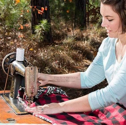 New to Treadles. How to use a foot powered sewing machine!