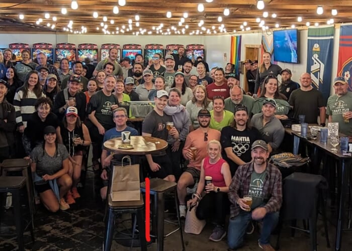 Craft Pub Runners, Cutthroat Burger Food Truck, and Felix Indigo Live Music