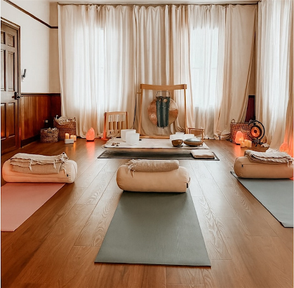 Yin Yoga and Sound Bath
